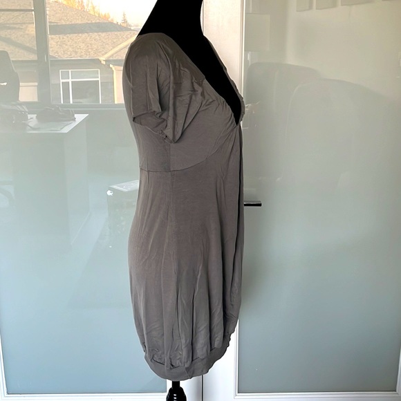 Wilfred gray dress/tunic purchased at Aritzia size medium. - Picture 5 of 10